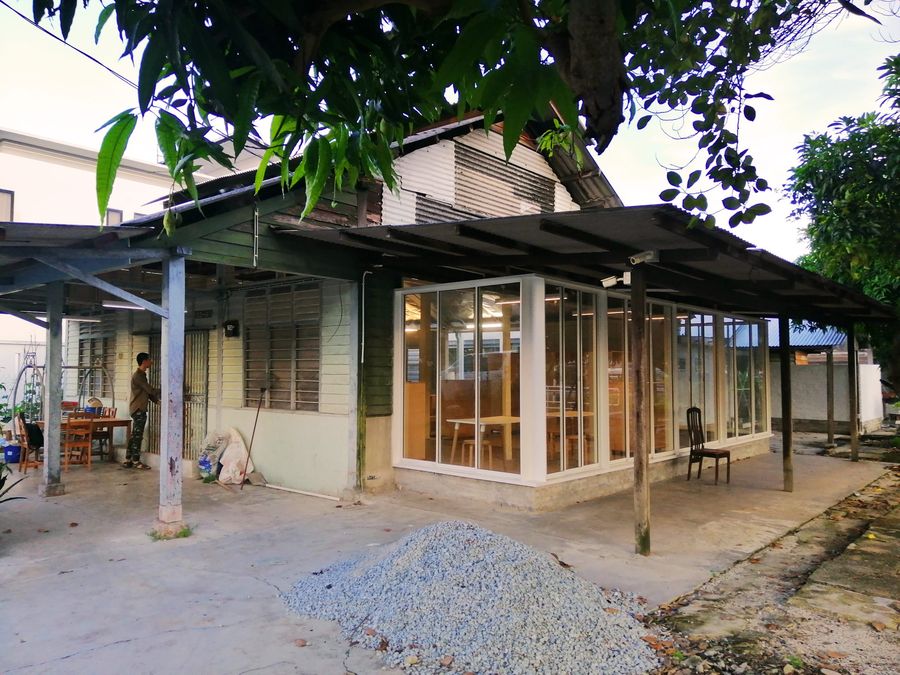 Red Ants Library